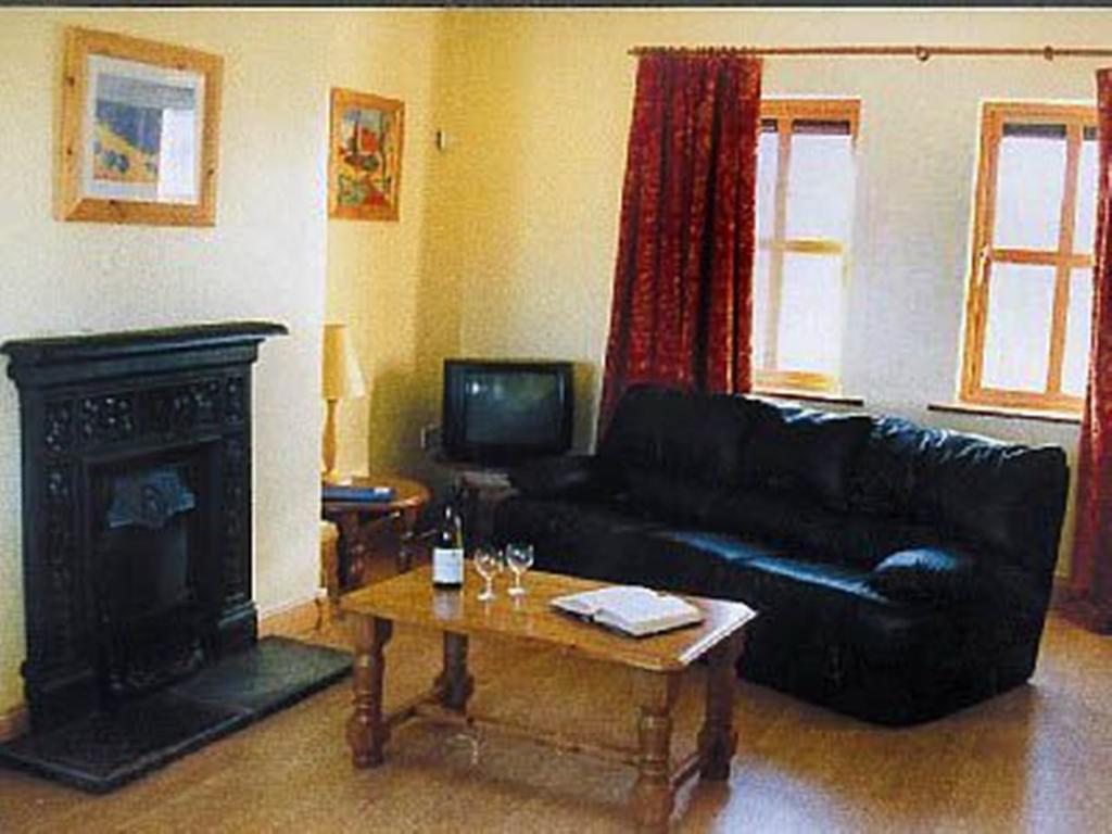 Kinsale Coastal Cottages Garrylucas ภายนอก รูปภาพ